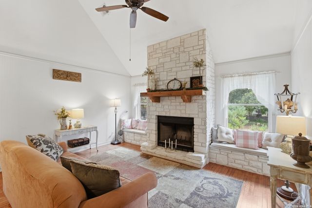 1275 LACEY DR, Bandera, TX 78003