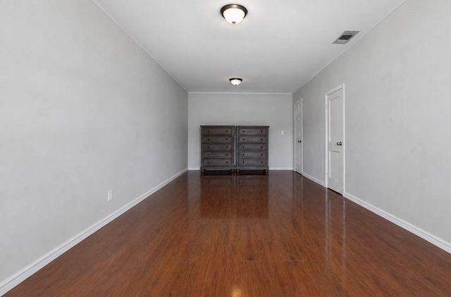 7217 Parker Road, Houston, TX 77016
