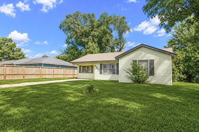 7217 Parker Road, Houston, TX 77016