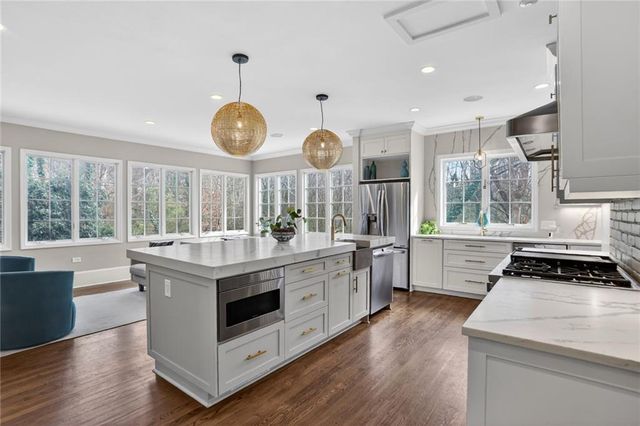 377 Camden NE Road, Atlanta, GA 30309