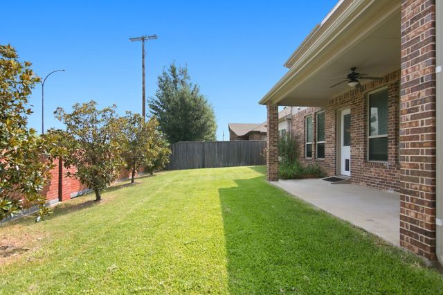 1819 Park Highland Way, Arlington, TX 76012