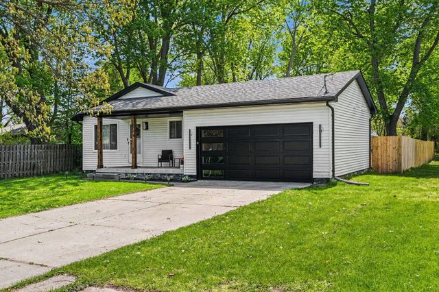 5793 Paula Avenue, Portage, IN 46368