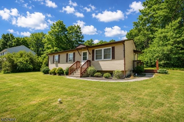 2 Alder Ter, Wantage Twp., NJ 07461