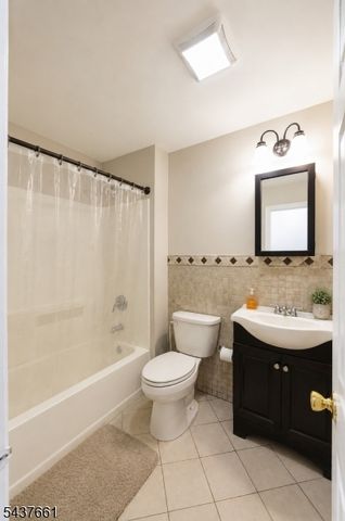 2 Alder Ter, Wantage Twp., NJ 07461