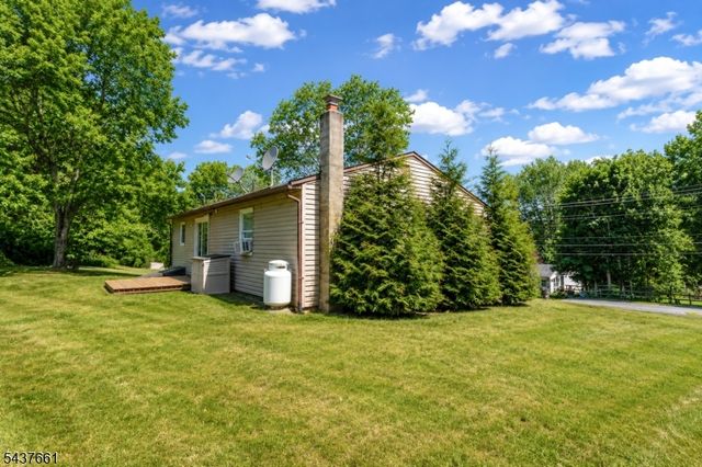 2 Alder Ter, Wantage Twp., NJ 07461