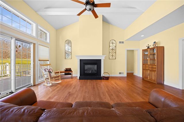 77 Stonefield Mews Lane, Henrietta, NY 14534