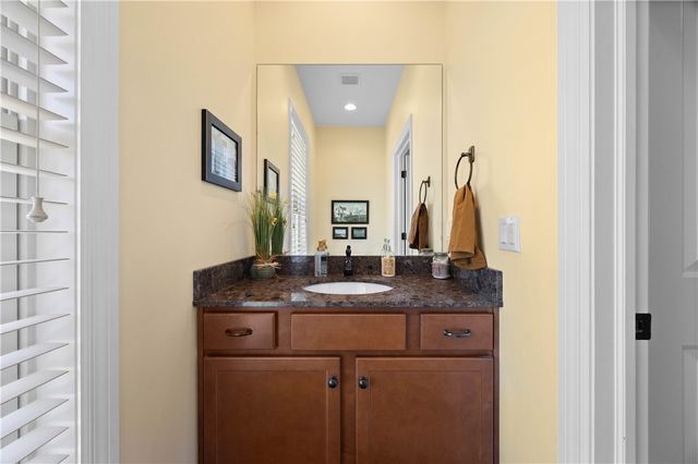 77 Stonefield Mews Lane, Henrietta, NY 14534