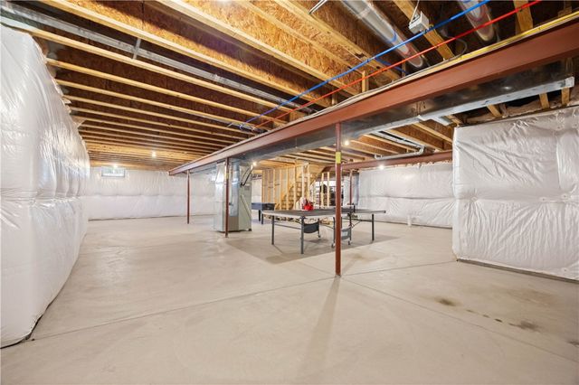 77 Stonefield Mews Lane, Henrietta, NY 14534