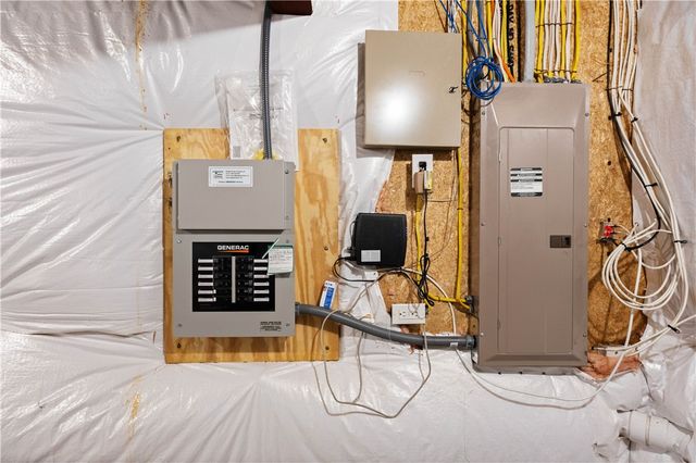 77 Stonefield Mews Lane, Henrietta, NY 14534