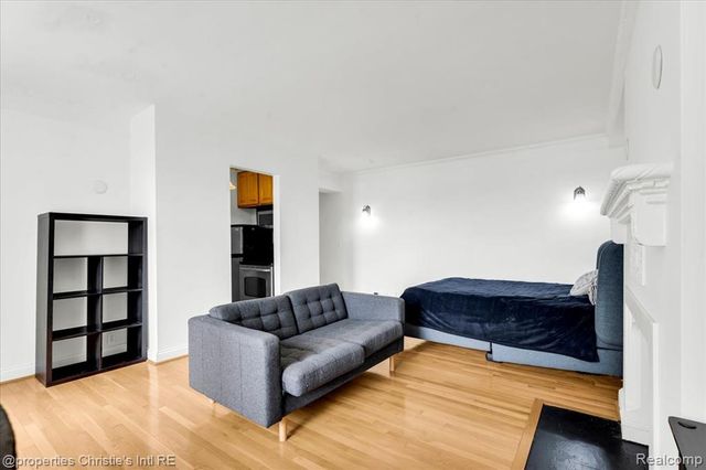 15 E Kirby Street 815, Detroit, MI 48202