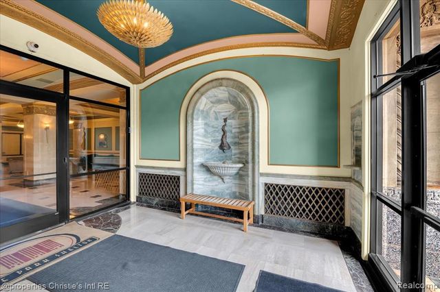 15 E Kirby Street 815, Detroit, MI 48202