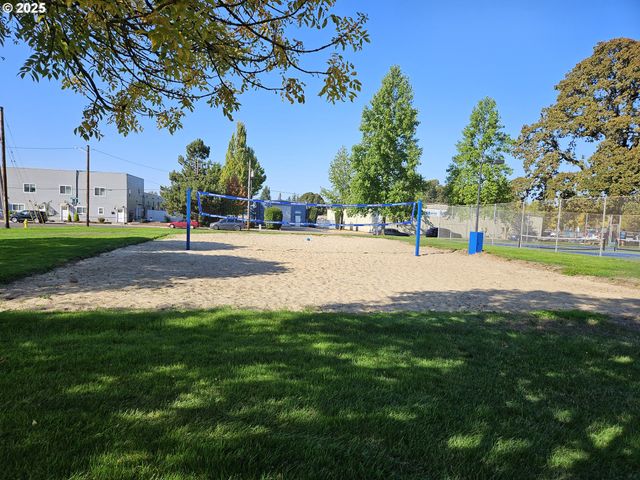 1040 6TH Ave Se, Albany, OR 97321