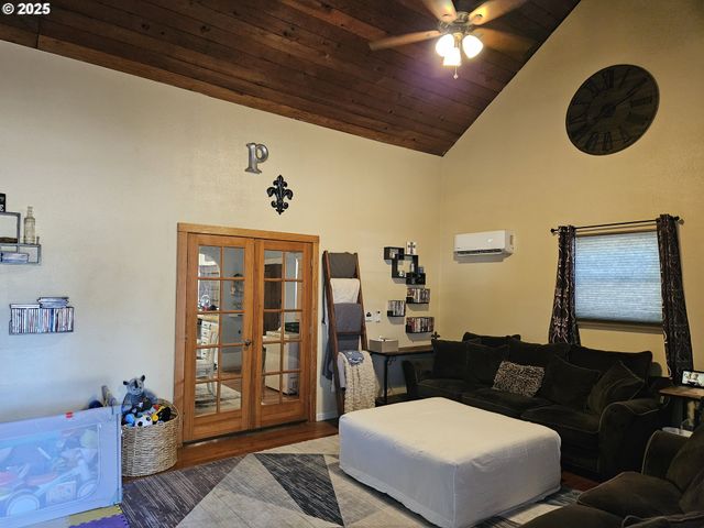 1040 6TH Ave Se, Albany, OR 97321