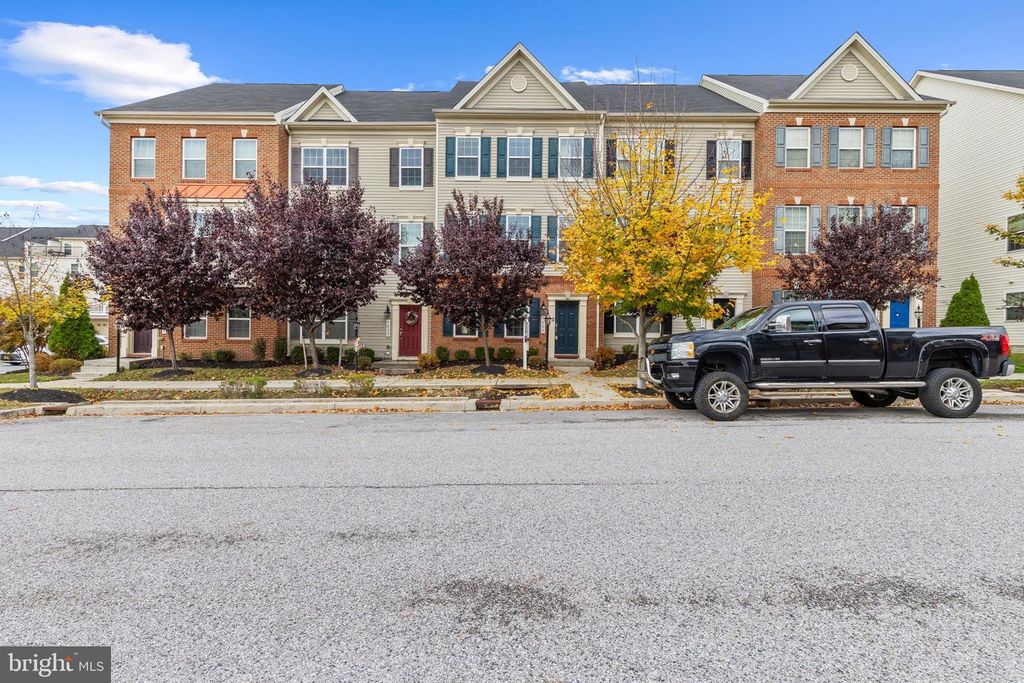 7035 SOUTHMOOR ST, Hanover, MD 21076