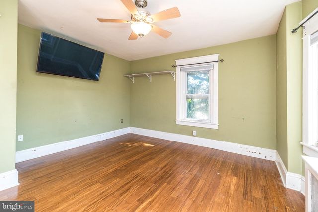 1331 EASTON RD, Hellertown, PA 18055