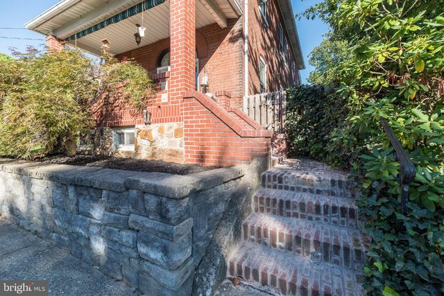 1331 EASTON RD, Hellertown, PA 18055