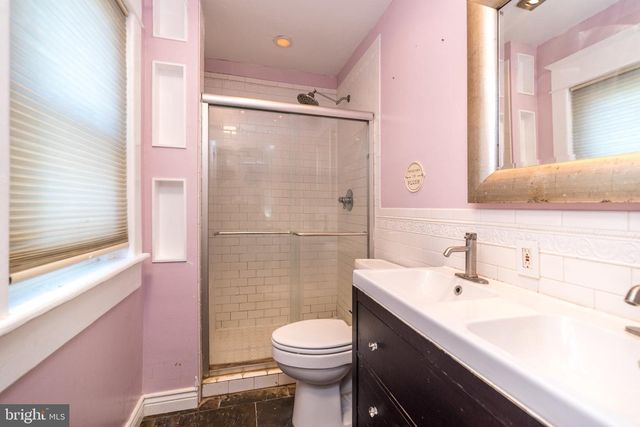 1331 EASTON RD, Hellertown, PA 18055