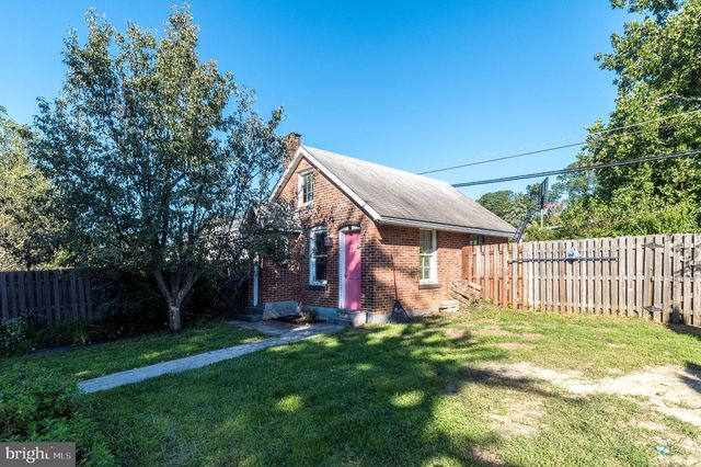 1331 EASTON RD, Hellertown, PA 18055