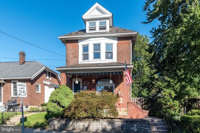 1331 EASTON RD, Hellertown, PA 18055