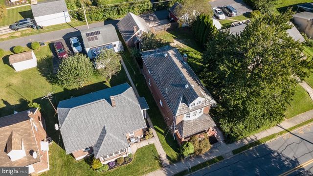 1331 EASTON RD, Hellertown, PA 18055