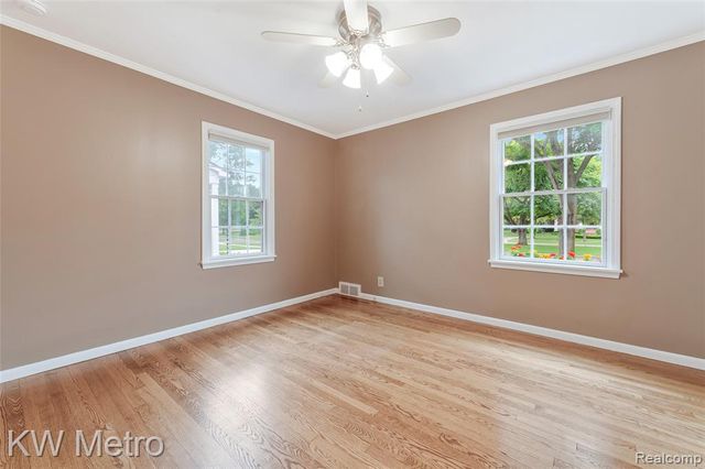 2120 Vinsetta Boulevard, Royal Oak, MI 48073