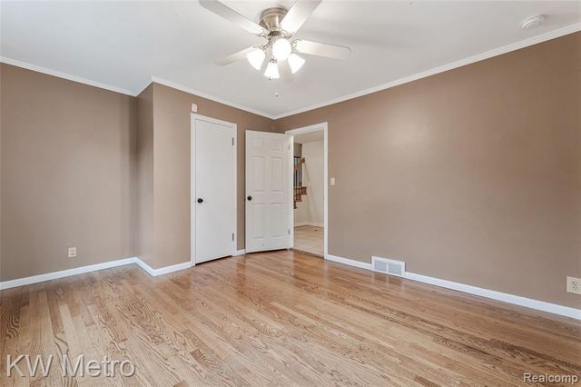 2120 Vinsetta Boulevard, Royal Oak, MI 48073