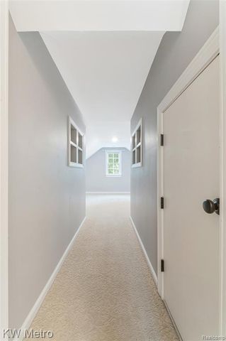 2120 Vinsetta Boulevard, Royal Oak, MI 48073