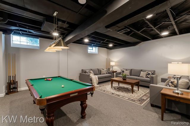 2120 Vinsetta Boulevard, Royal Oak, MI 48073