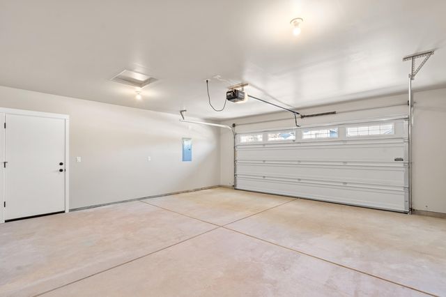 149 SW Otter Court, Grants Pass, OR 97527