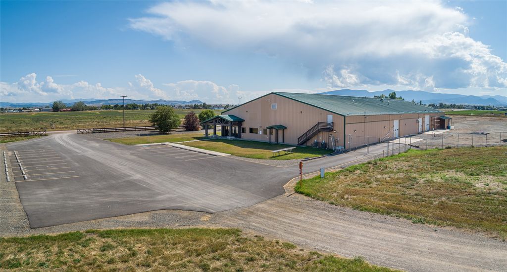 3860 Helberg Drive, Helena, MT 59602 photo 2