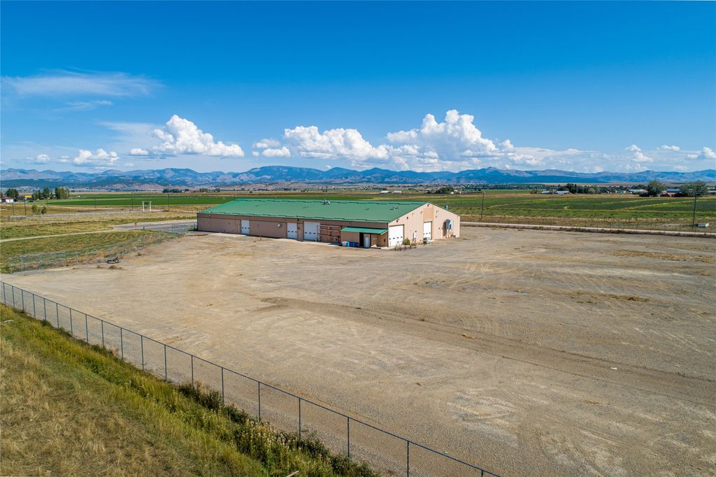 3860 Helberg Drive, Helena, MT 59602 photo 3