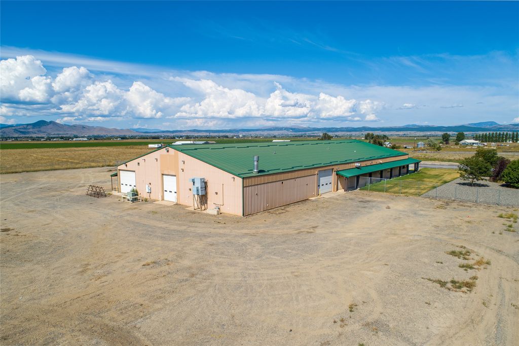 3860 Helberg Drive, Helena, MT 59602 photo 5