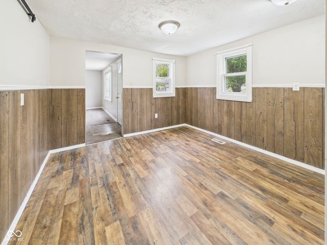 66 Circle Drive, Chesterfield, IN 46017