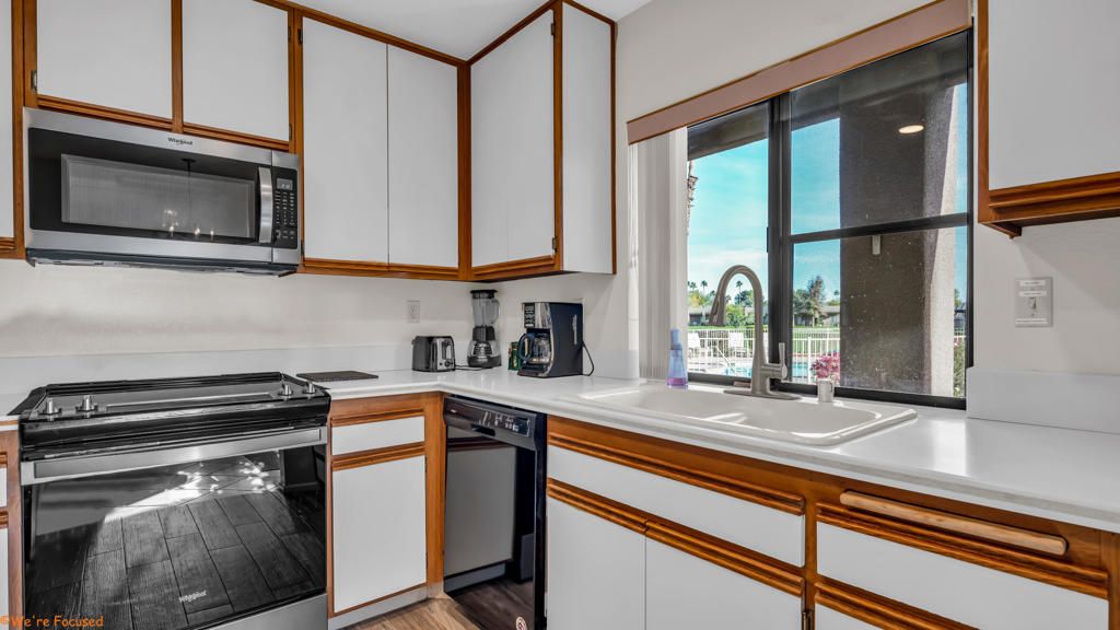 Image 14 of property listing at 28570 W Natoma Drive, Cathedral City, CA 92234