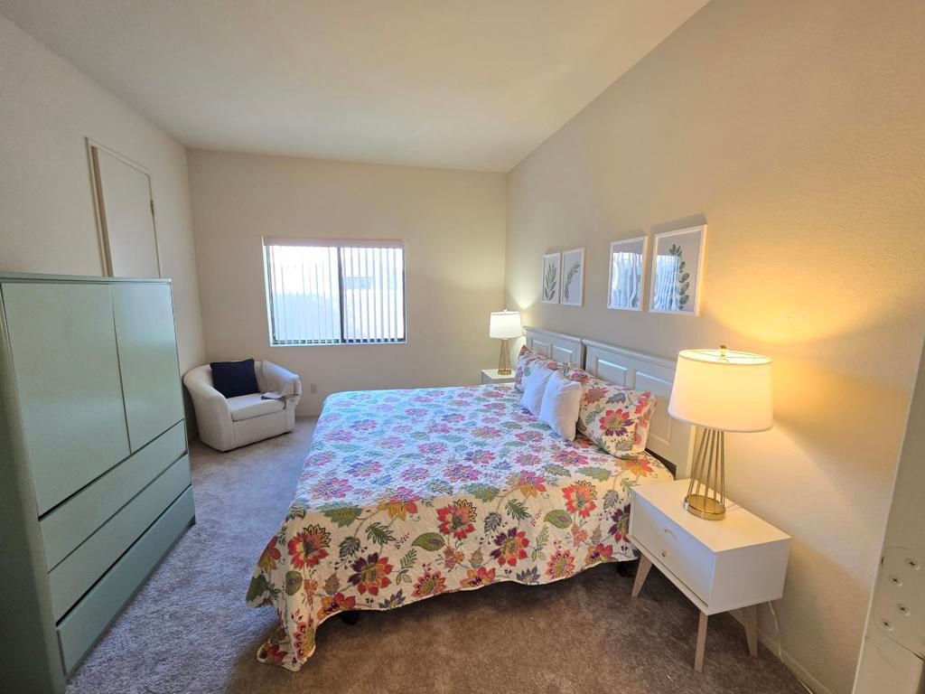 Image 7 of property listing at 28570 W Natoma Drive, Cathedral City, CA 92234