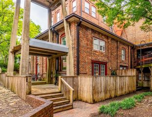801 W McGee Street 2, Greensboro, NC 27401