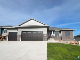 2613 S Galena Ave Avenue, Sioux Falls, SD 57110