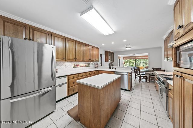4276 STRATFORD Way, Jacksonville, FL 32225