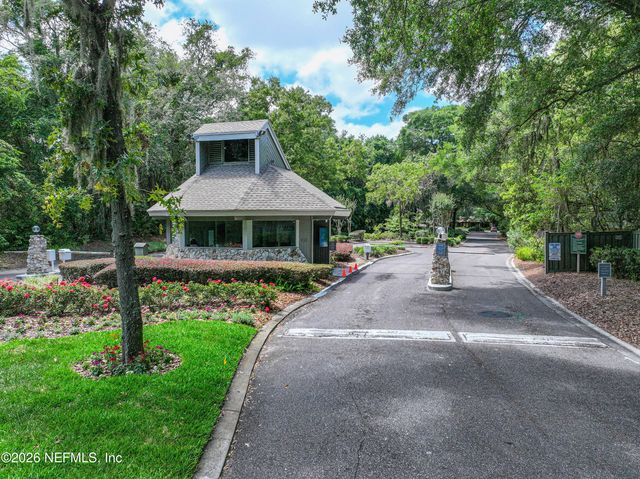 4276 STRATFORD Way, Jacksonville, FL 32225