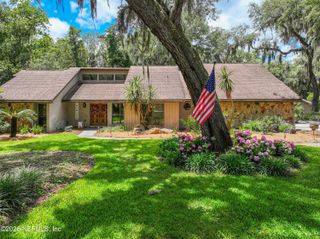 4276 STRATFORD Way, Jacksonville, FL 32225