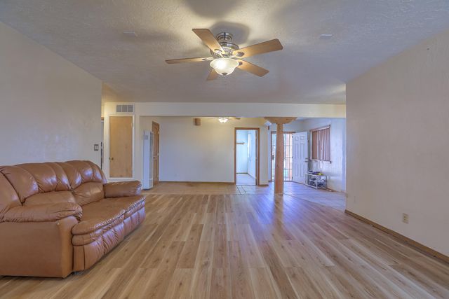 603 Victoria Street, Moriarty, NM 87035