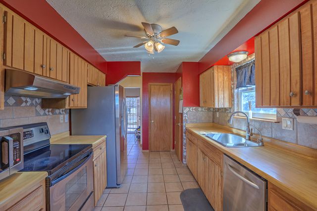 603 Victoria Street, Moriarty, NM 87035
