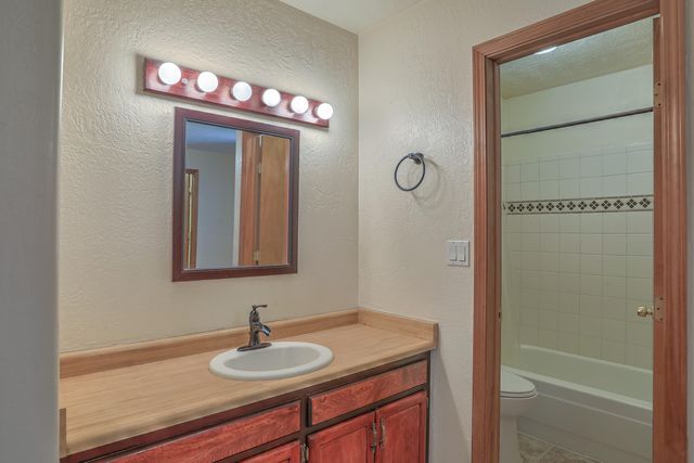 603 Victoria Street, Moriarty, NM 87035