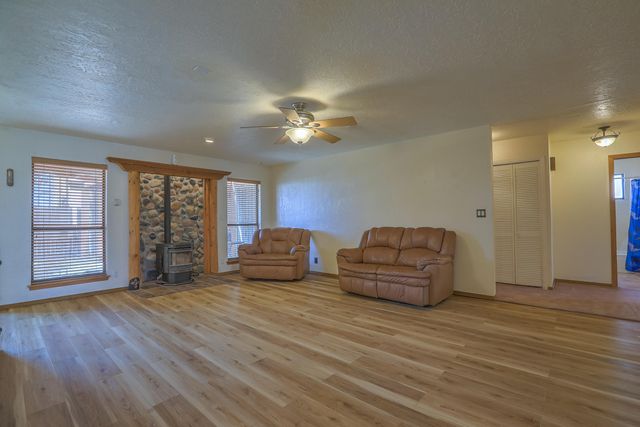 603 Victoria Street, Moriarty, NM 87035