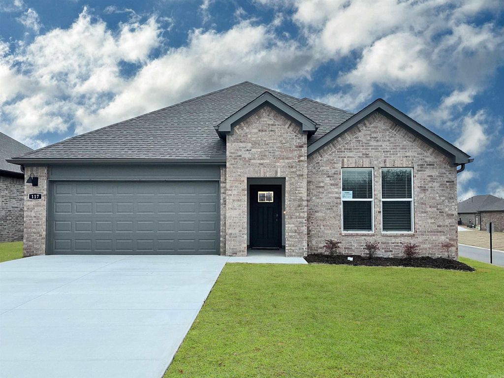 411 Cain Trail, Maumelle, AR 72113