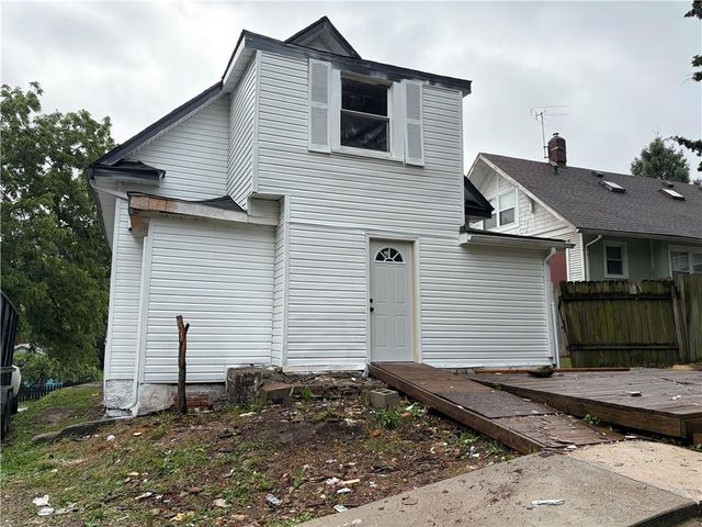 1136 N 32nd Street, Kansas City, KS 66102