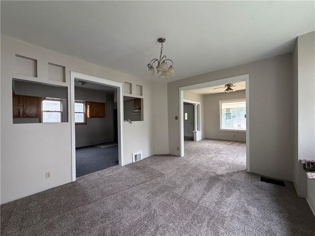 1136 N 32nd Street, Kansas City, KS 66102