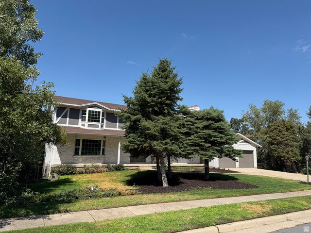 717 WOODRIDGE DR, Layton, UT 84040