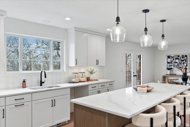 717 WOODRIDGE DR, Layton, UT 84040