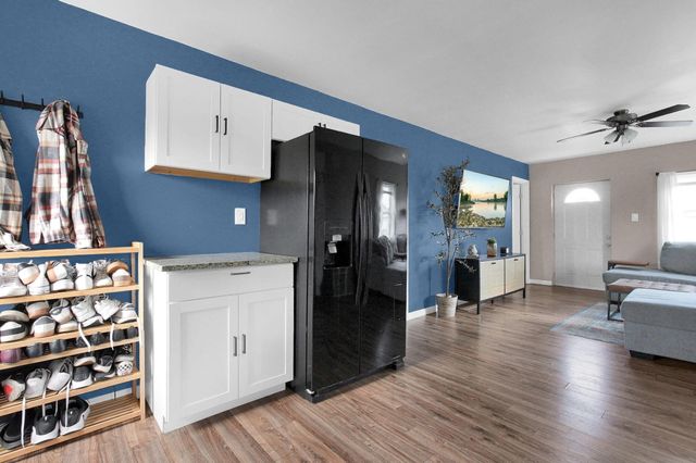 1041 Meadow Lane, Columbus, OH 43207